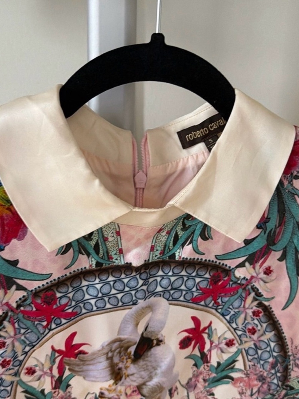 Roberto Cavalli Abito Porcelain swan 100% silk mini dress; 2013 resort RTW look - Picture 2 of 6